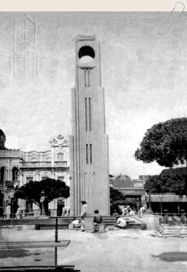Coluna da Hora - A polêmica em torno da construção do monumento