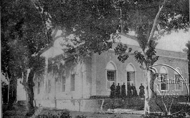 Hospital Mira Y López - 44 Anos