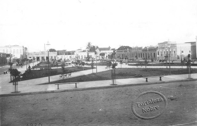 Praças de Fortaleza
