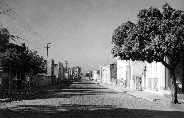Rua Padre Mororó - A rua e o padre